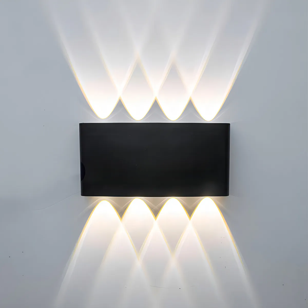 STRONG – Aplique LED 8W Bidireccional con Lupa (Blanco Dinámico). 180° - Imagen 3