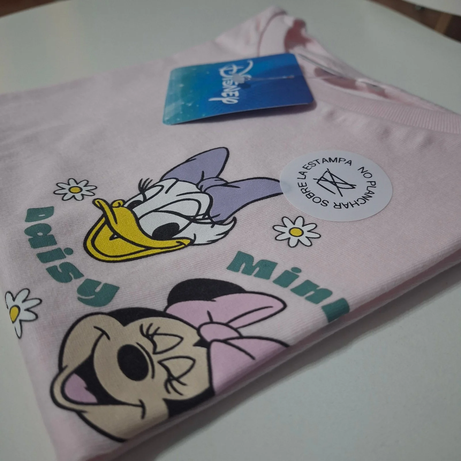 Remera de algodón Disney Minnie y Daisy rosa - Imagen 4
