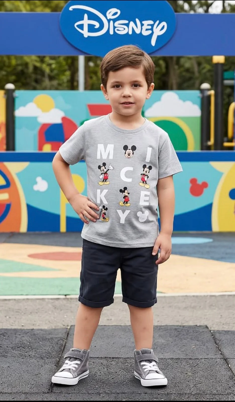Remera de algodón Disney Mickey letras gris