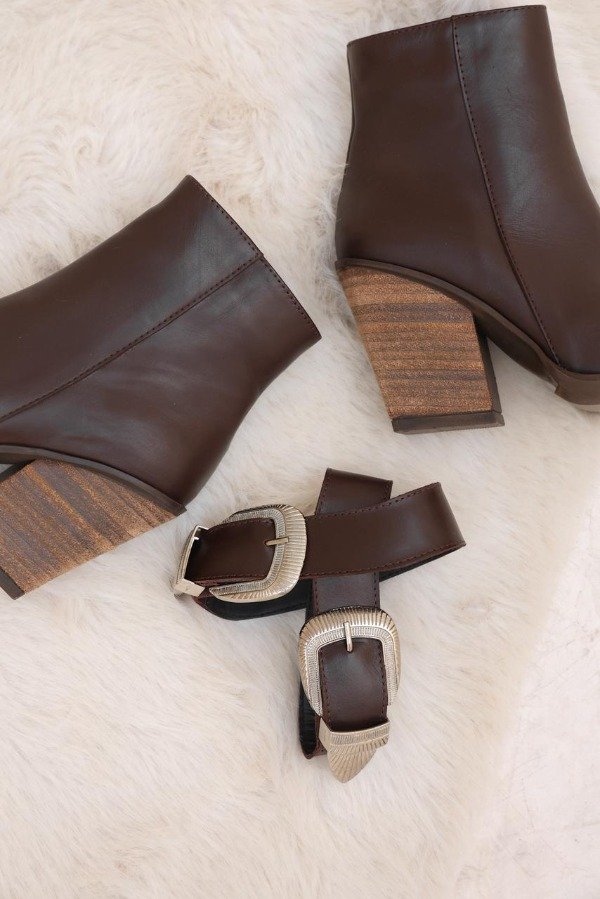 Bota Akyta - Imagen 2