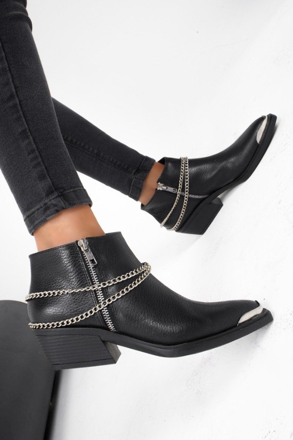 Bota Raffy