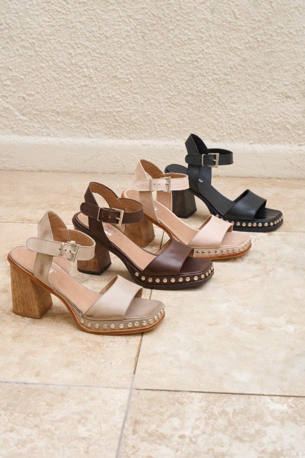 Stud - Imagen 4